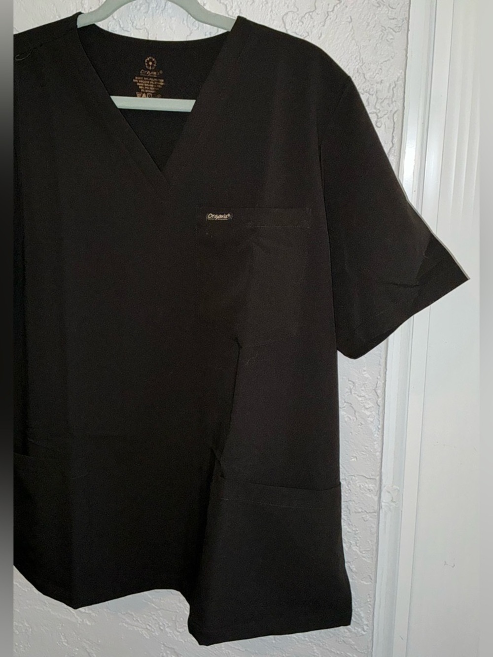 Men's Organix Black Scrub Top with Chest Pocket (NWOT) - Picture 2 of 7